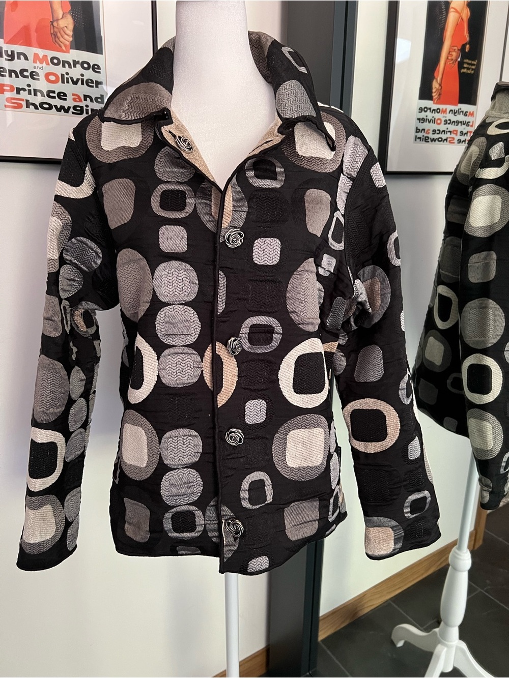 Winding River Reversible Black to Taupe Jacquard “Art to Wear Jacket” Made in US